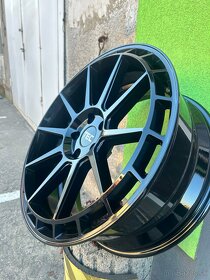 TEC-SPEEDWHEELS GT8 5x112 R20 - 2