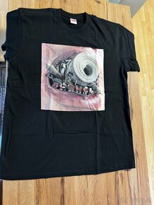 Supreme Braces Tee FW 2022 - 2