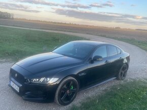 Jaguar XE 2.0d R-SPORT - 2