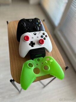 Ovládače Xbox One - 2