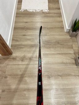 ✅ HOKEJKA ĽAVÁ - CCM JETSPEED FT5 PRO - 75 F - P92 - 169 CM✅ - 2