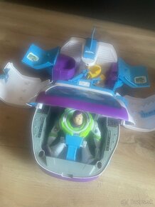 Buzz Lightyear raketa - 2