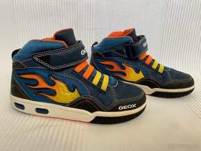 Blikajúce sneakersy Geox 32  chlapčenské - 2