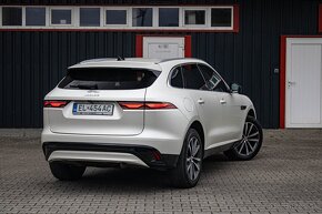 Jaguar F-Pace P400e Plug-in Hybrid - 2