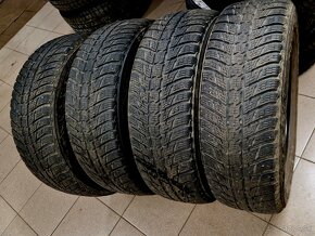 215/70r16 Nokian WR SUV3 - 2