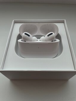 Apple Airpods Pro 2.gen zľavnené - 2