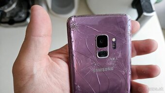 Samsung Galaxy S9 - na diely, funkčný - 2