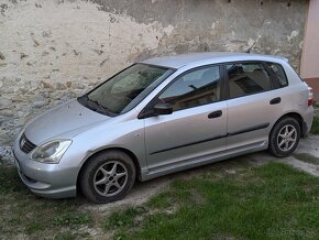 Honda Civic 1,4 cm3,  r.v. 2004 - 2