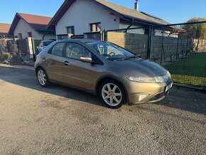 Honda civic 1.8 VTEC - 2