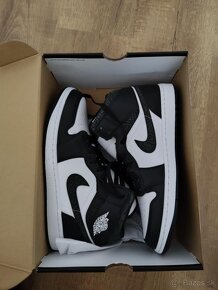 Nike Air Jordan 1 Mid - 2