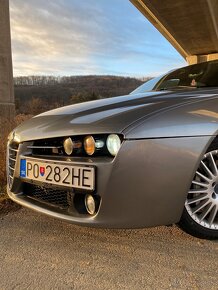 Alfa Romeo 159 2.4 JTDm 147 kW, automat - 2