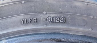 NOKIAN 225/45/R18 - 2