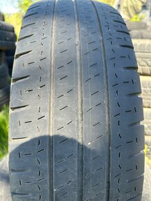 215/70 r15C Michelim - 2