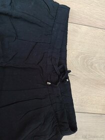 Dámske dlhé čierne nohavice ESMARA - 2