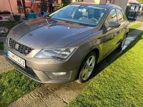 Seat Leon ST 2.0 TDI CR Ecomotive FR DSG Panoráma - 2