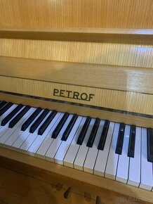 Predám piano PETROF - 2