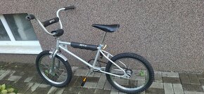 Predám bicykel BMX 20 - 2