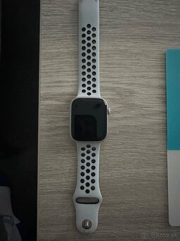 Predám Apple watch 7 45mm - 2