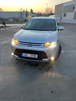 Mitsubishi Outlander 3 rok výroby, 2014 7 míst 2.2dizel 110k - 2