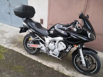 YAMAHA FAZER 600 72 KW r.v.2006 - 2