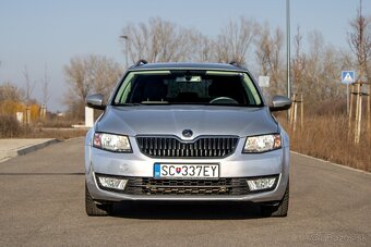 Škoda Octavia Combi 2.0 TDI Ambition DSG - 2