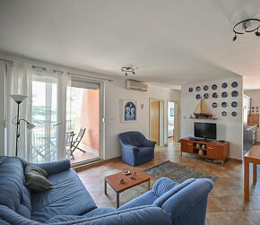 CHORVÁTSKO - Zariadený apartmán 50 m od mora - NOVIGRAD - 2