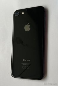 Predám telefón iPhone 8 kapacita 64GB pamäť. - 2