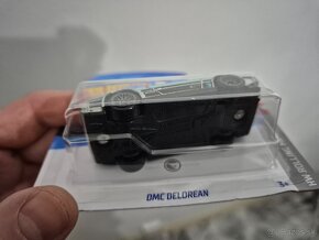 DMC DeLorean Hot Wheels - 2