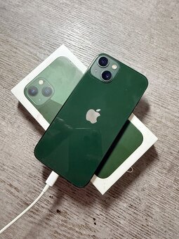 iPhone 13.  128gb Green - 2