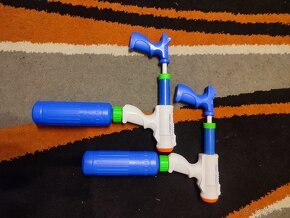 Nerf super soaker - 2