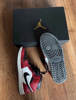 Jordan 1 Chicago mid - 2