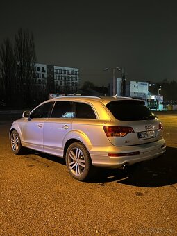 Audi Q7 - 2