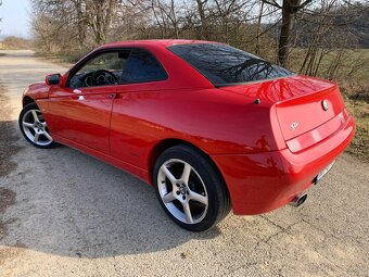 Alfa Romeo GTV 2.0 TwinSpark - 2