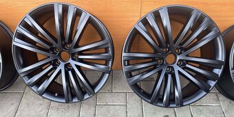 SIRIUS schwarz orig.skoda Superb3V  5x112  8j x19   ET 44 VW - 2