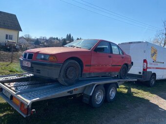 BMW E36 316i sedan - 2