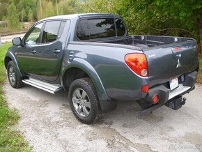 Mitsubishi L200 2,5DID 100Kw Superseleckt 4x4 - 2