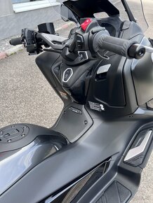 Yamaha TMAX 560 TECH MAX 2024 - 2