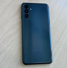 Predám Samsung Galaxy A04s - 2