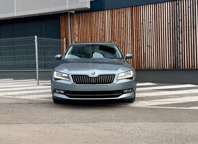 Škoda Superb Combi 2.0 TDI Style DSG - 2