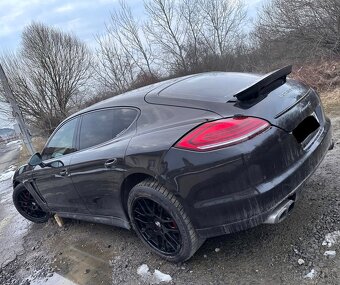 Porsche Panamera 4S - 2