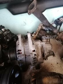 Kia sorento 2.5 crdi 103 kW a 125 kw alternator - 2