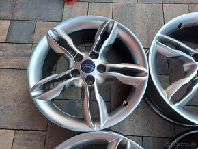 orig.hlinikové disky Ford Kuga--7Jx17-ET-50----5x108 - 2