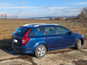 Kia ceed sw 1.6 CRDi - 246 255 km - 2