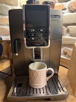 Plnoautomatický kávovar DeLonghi Dinamica Plus - 2