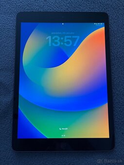 iPad 9 th genaration 64 GB - 2