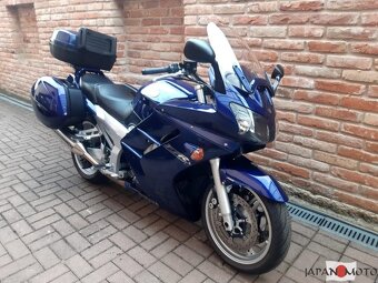 Yamaha FJR 1300 - 2