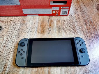 Nintendo Switch - 2