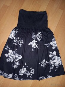Krásne letné šaty s kvetmi - 2
