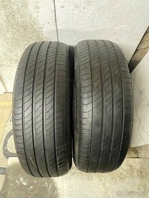 Michelin 215/65 R17 2x=40€ - 2