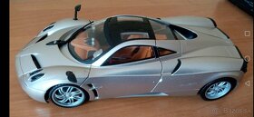 Model 1:18 Pagani Huayra od f. Motor Max - 2